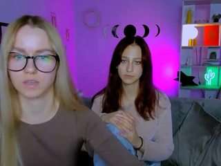 baby-joy webcam model stream image