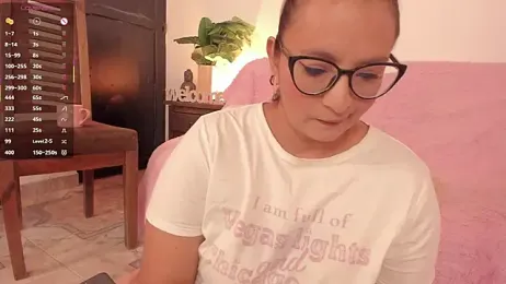 Ivannabreast_Official webcam stripchat model stream image