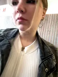 PumaShyXD webcam model stream image