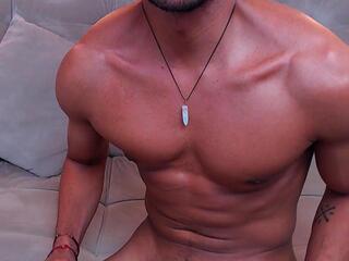 Anddy White webcam model stream image