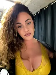 Clarasense__ webcam stripchat model stream image