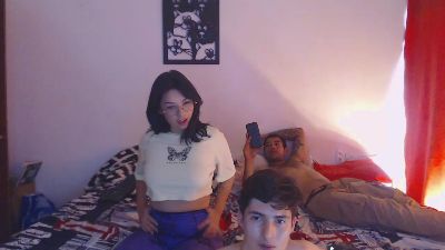 hotthreesome691 webcam model stream image
