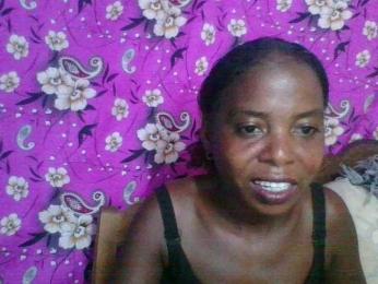 Christina-2 webcam model stream image