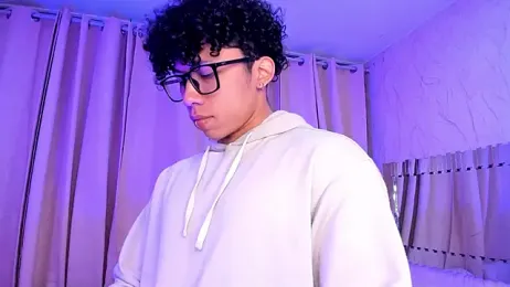 AkazaBoy_ webcam model stream image