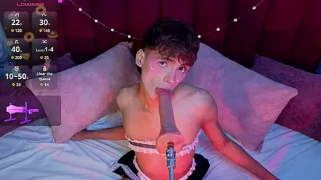 PrincePoppy webcam model stream image