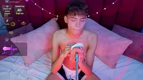 PrincePoppy webcam model stream image