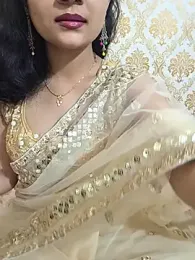 RealcoupleP webcam model stream image