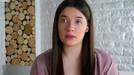 LowOncoming webcam stripchat model stream image