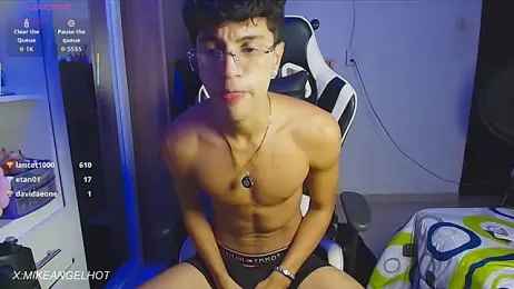 Angelligth webcam model stream image