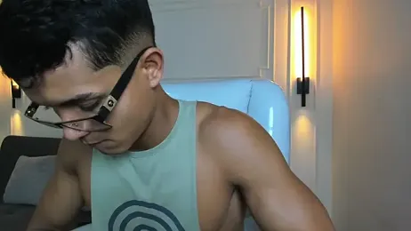 Paradise_boy_s webcam model stream image