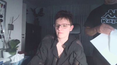 oOSUSIOo webcam model stream image