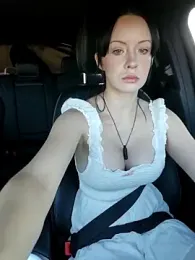 EVILYN webcam model stream image