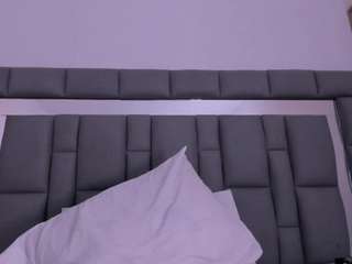 nadia-saadik1 webcam model stream image