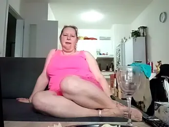 Jahudka47 webcam stripchat model stream image