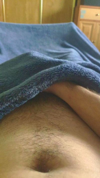 polli_play webcam model stream image