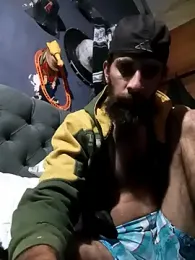 hairy_mannn webcam model stream image