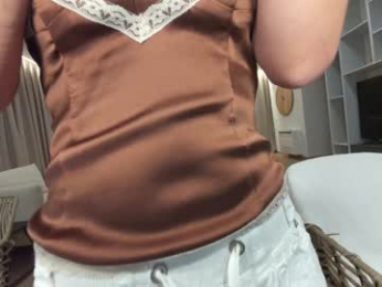 ehotlovea webcam model stream image