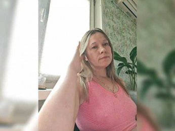 WildCatling webcam bongacams model stream image