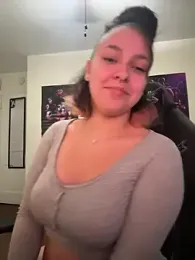 babykalirose webcam stripchat model stream image