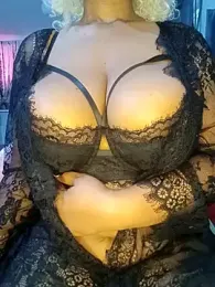 SexyCamila-22 webcam model stream image