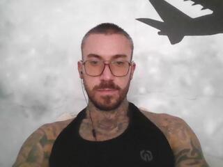 Lucias Crawford webcam model stream image