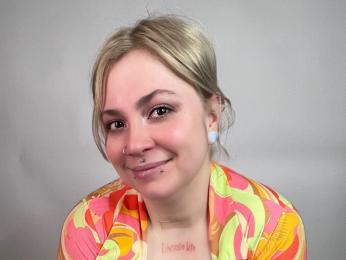 PoppyWolles webcam livejasmin model stream image