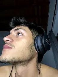 Monson_cl2 webcam model stream image