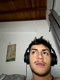 Monson_cl2 webcam model stream image