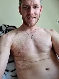 Love_Bert webcam model stream image