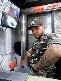 Catire10_ webcam model stream image