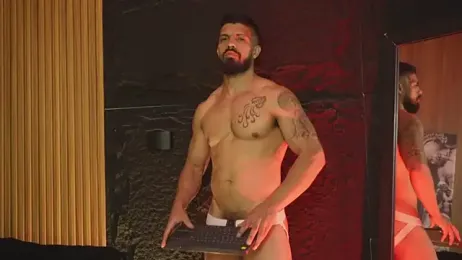 DannSaenz webcam model stream image