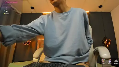 Cum_hunters webcam model stream image