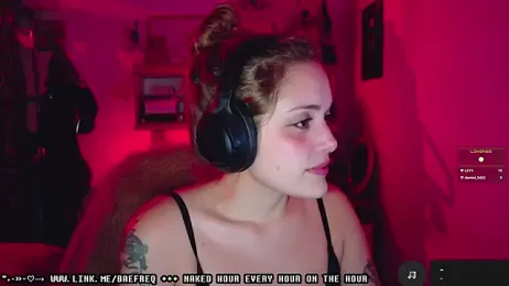 BaeFreq webcam model stream image