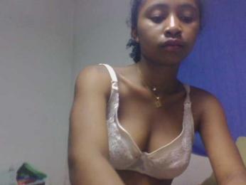 Cchantela webcam bongacams model stream image