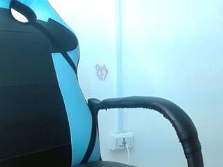allyson-cute webcam model stream image