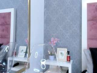 janialewis webcam model stream image