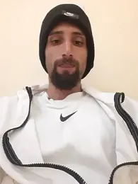 Luccareli10 webcam model stream image