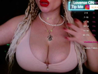xNiMFAMANKAx webcam model stream image