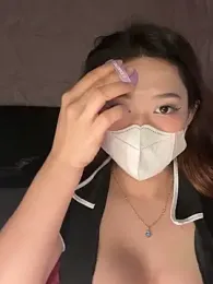 Tyni-009 webcam stripchat model stream image