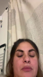 Diaane webcam model stream image