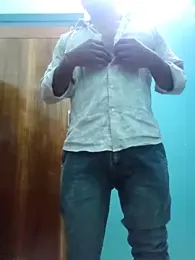 RabitheRambo30 webcam model stream image