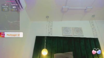 PaulinaGame webcam model stream image