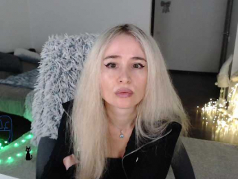 _Xyliganka777_ webcam bongacams model stream image