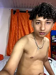 Nezuko-uWux webcam model stream image