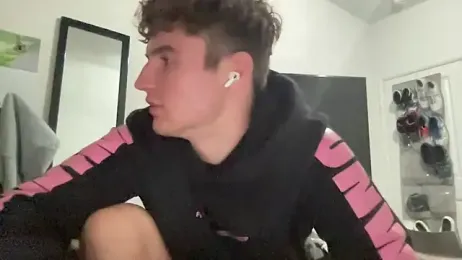 ryan_28747 webcam stripchat model stream image