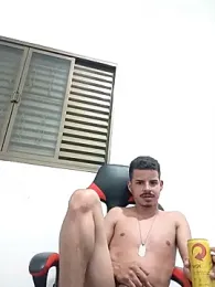 Caiomoretto webcam model stream image