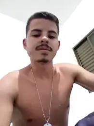 Caiomoretto webcam model stream image