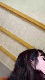 C1nn6m0n webcam model stream image