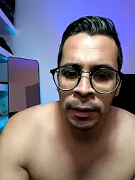 towers_j webcam model stream image