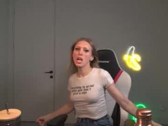 velvettgirl webcam chaturbate model stream image